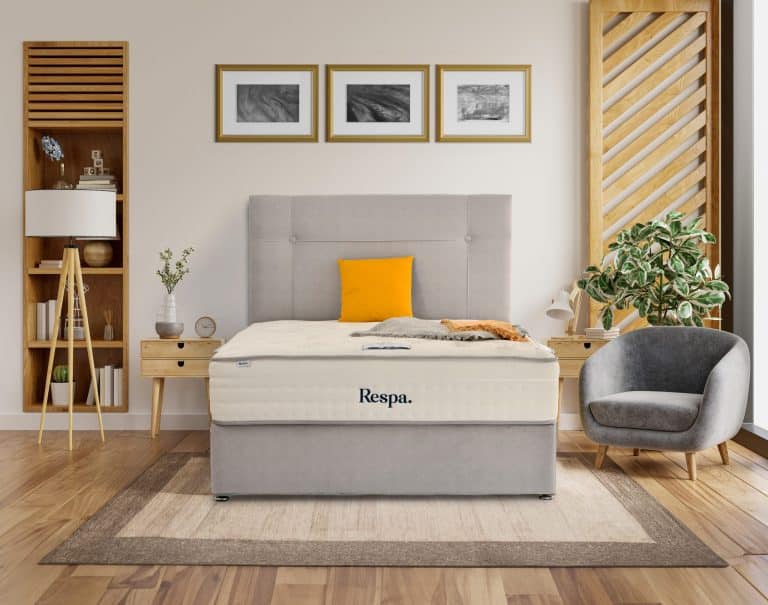 Hibernate 3000 room set scaled
